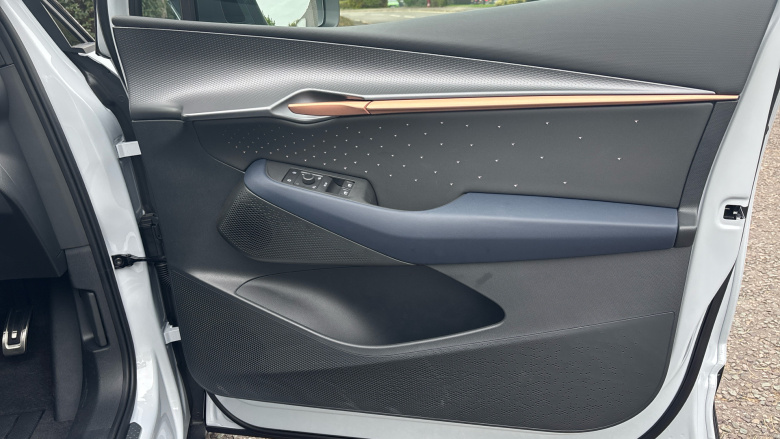 CUPRA Tavascan 210kW V2 77kWh 5dr Auto [Winter Pack] Electric Estate